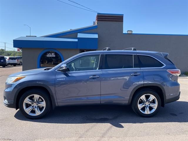 used 2014 Toyota Highlander Hybrid car, priced at $16,995