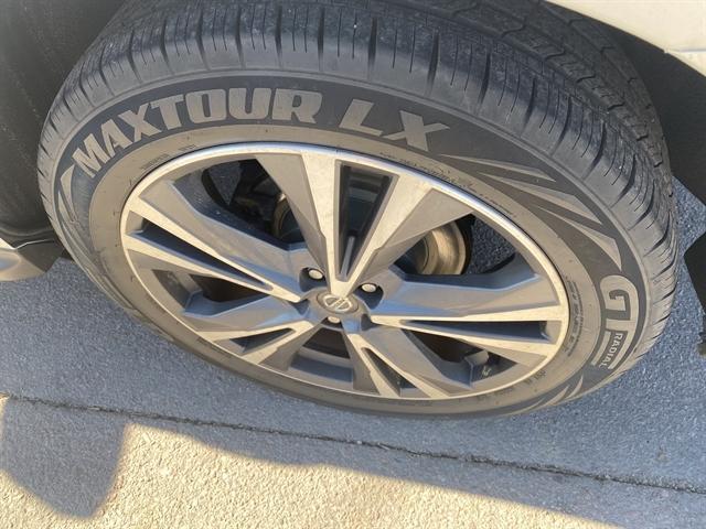 used 2020 Nissan Pathfinder car, priced at $19,995