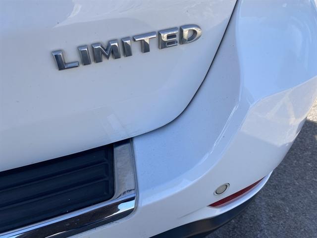 used 2014 Jeep Grand Cherokee car, priced at $11,995