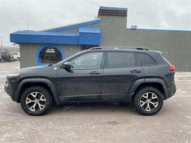 used 2015 Jeep Cherokee car, priced at $11,995
