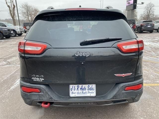 used 2015 Jeep Cherokee car, priced at $11,995