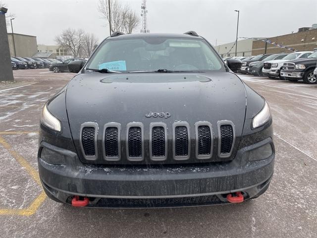 used 2015 Jeep Cherokee car, priced at $11,995