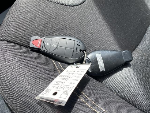 used 2016 Jeep Cherokee car