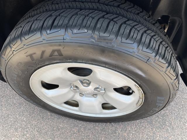 used 2016 Jeep Cherokee car