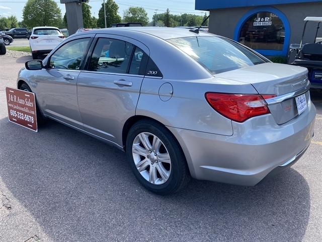 used 2013 Chrysler 200 car, priced at $6,995