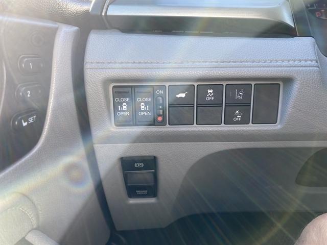 used 2018 Honda Odyssey car, priced at $18,995