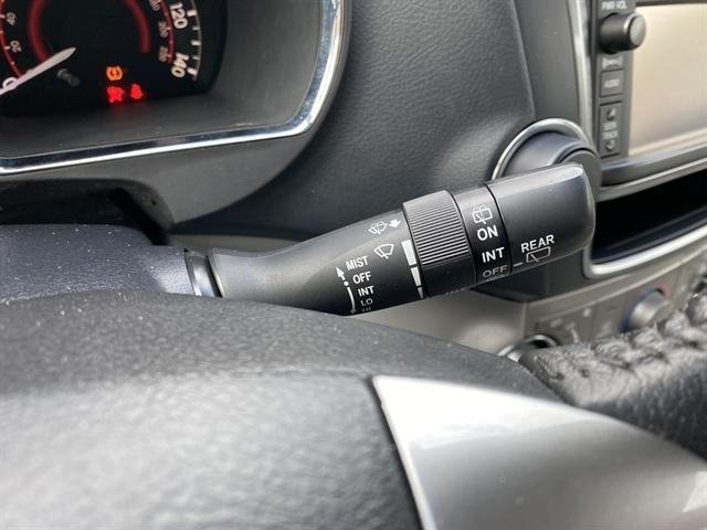 used 2013 Toyota Highlander car, priced at $11,995