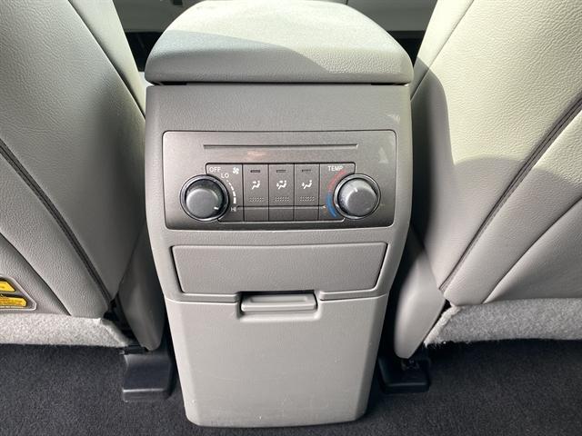 used 2013 Toyota Highlander car, priced at $11,995