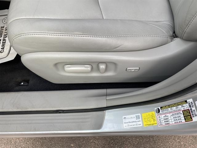 used 2013 Toyota Highlander car, priced at $11,995