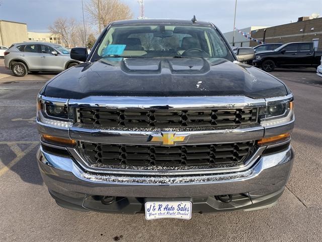 used 2018 Chevrolet Silverado 1500 car, priced at $16,995
