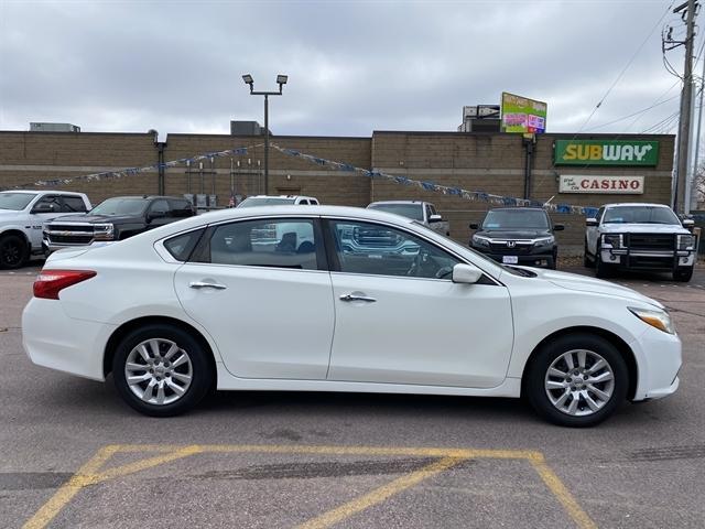 used 2016 Nissan Altima car, priced at $9,995