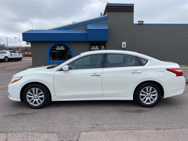 used 2016 Nissan Altima car, priced at $9,995