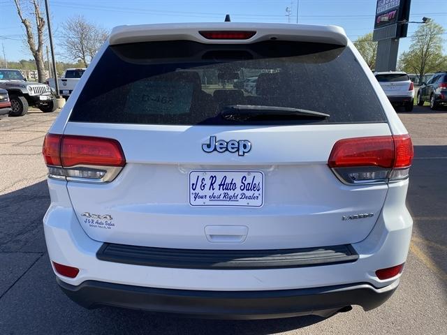 used 2015 Jeep Grand Cherokee car, priced at $11,995