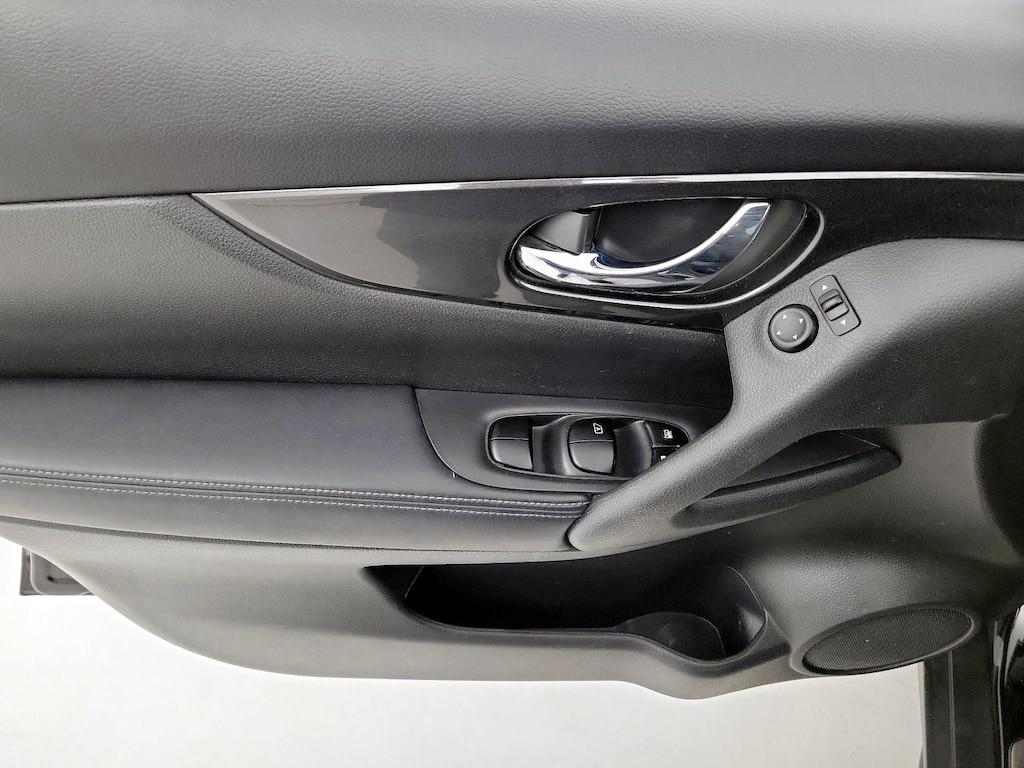 used 2017 Nissan Rogue car, priced at $16,998