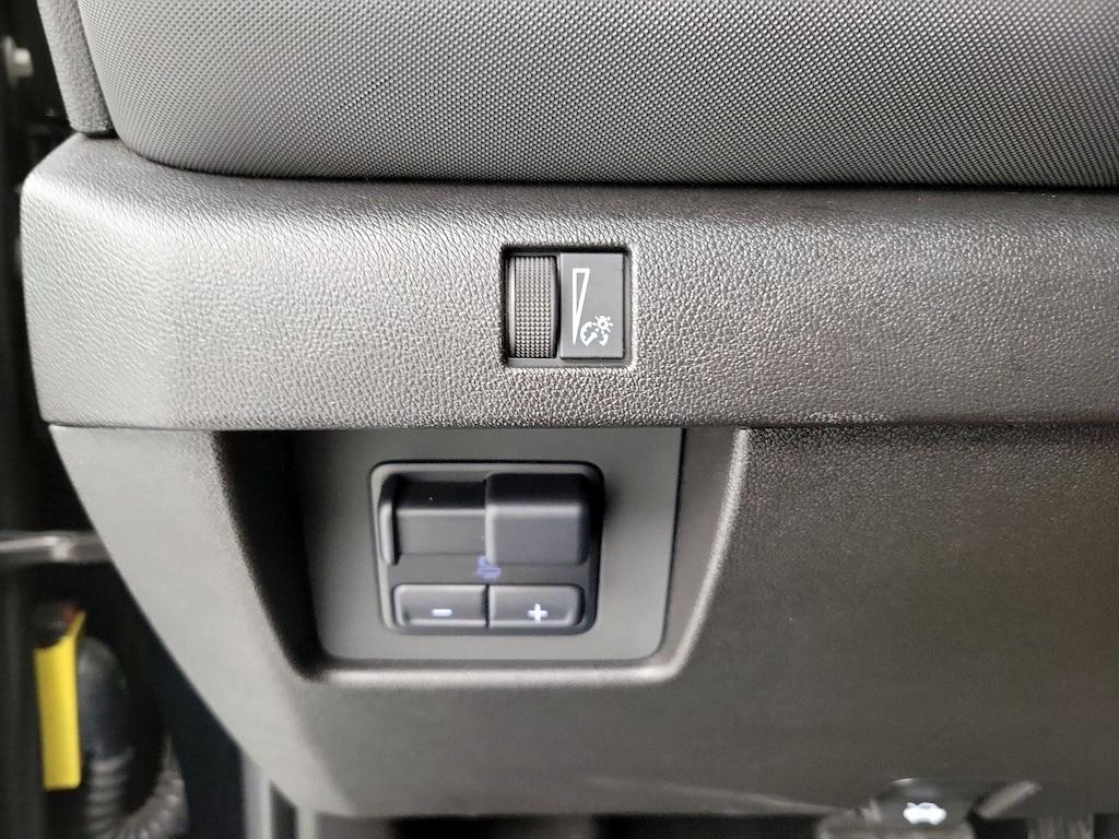 used 2024 Chevrolet Colorado car, priced at $39,998