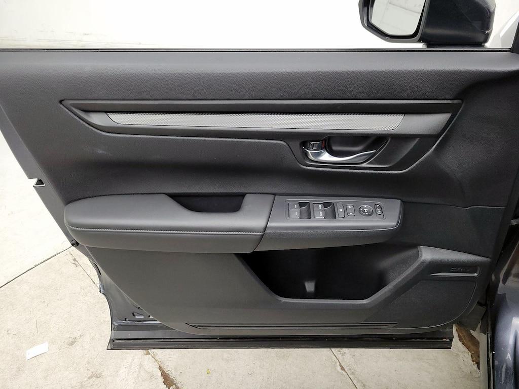 used 2025 Honda CR-V car, priced at $31,998