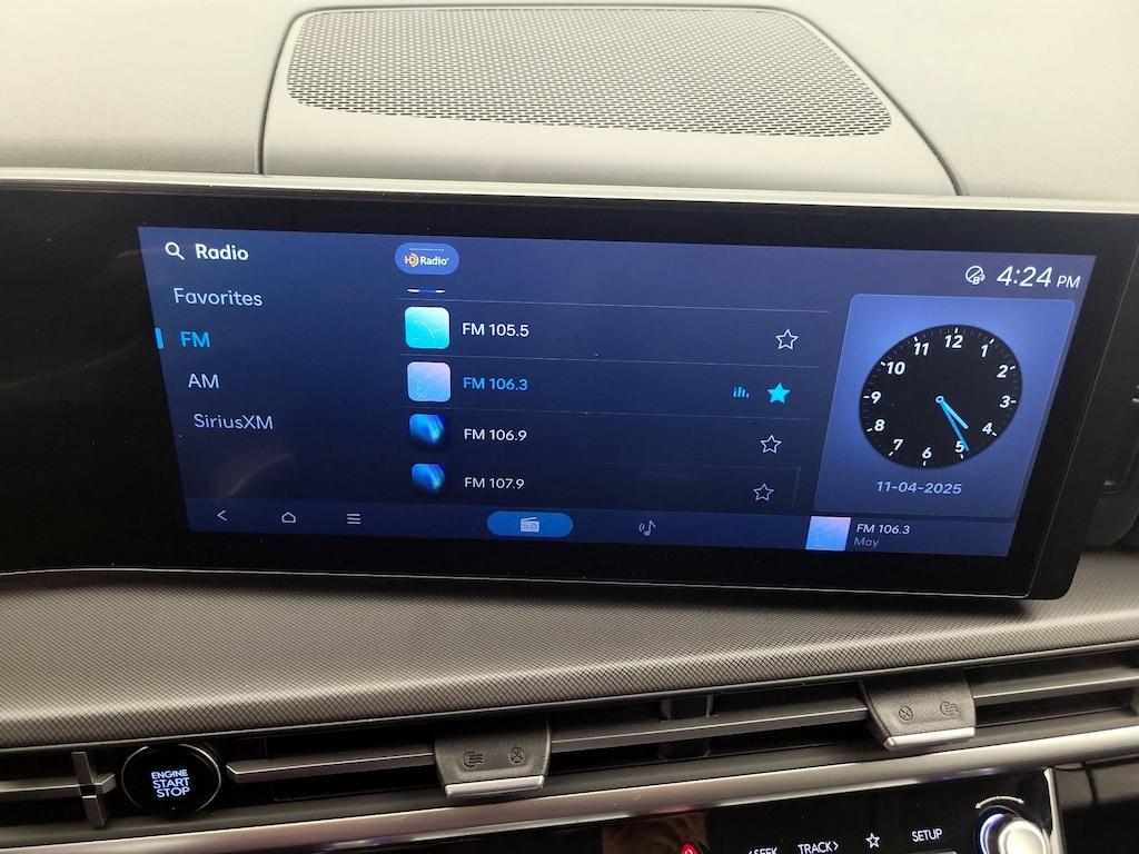 used 2024 Hyundai Santa Fe car, priced at $29,998