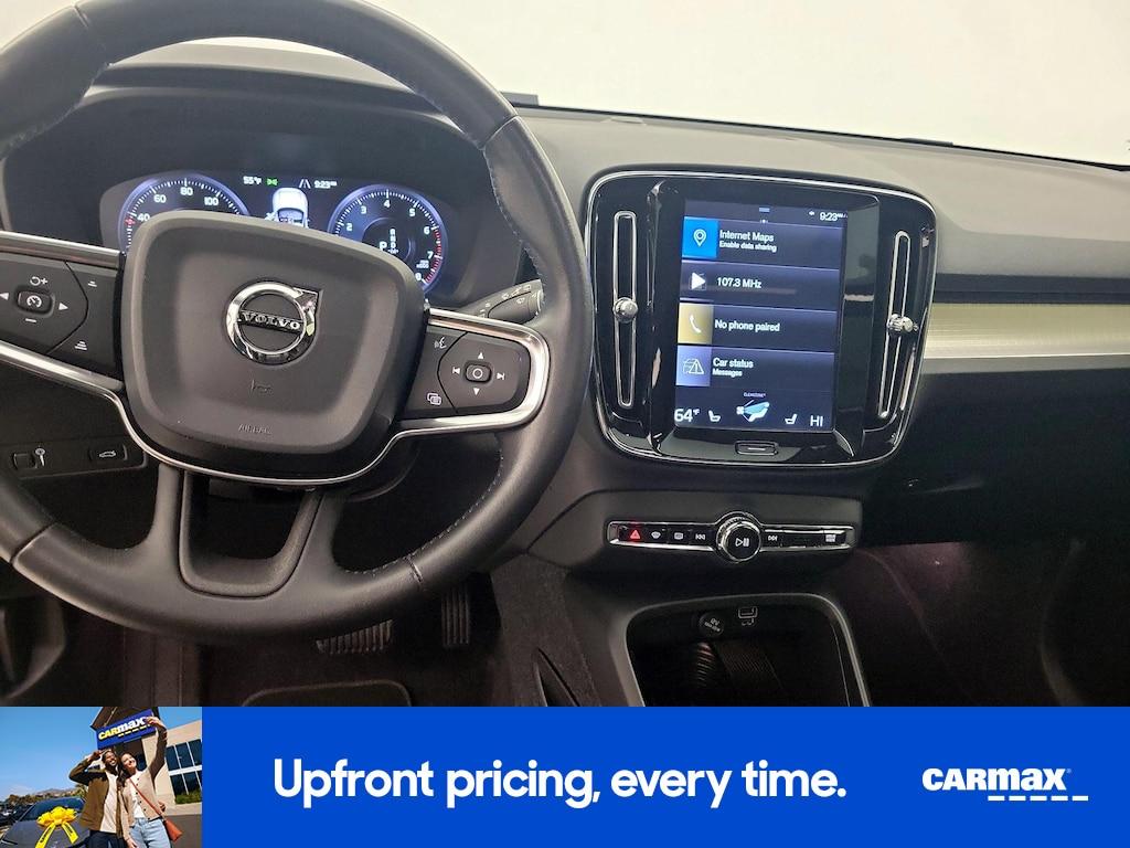 used 2019 Volvo XC40 car, priced at $24,998