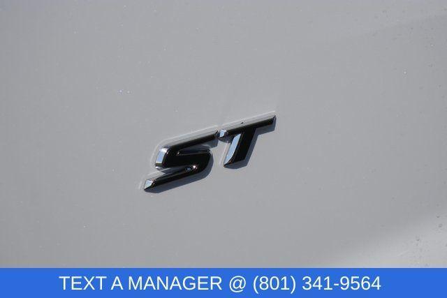 new 2026 Buick Enclave car, priced at $52,124