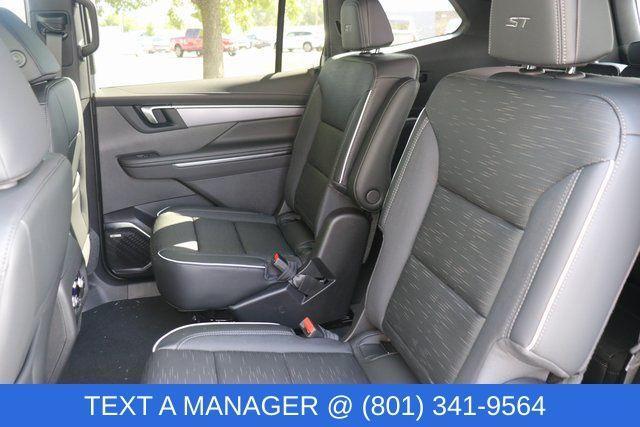 new 2026 Buick Enclave car, priced at $52,124