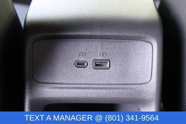 new 2025 Buick Envista car, priced at $25,560