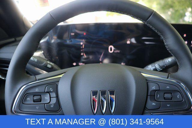 new 2025 Buick Envista car, priced at $25,560