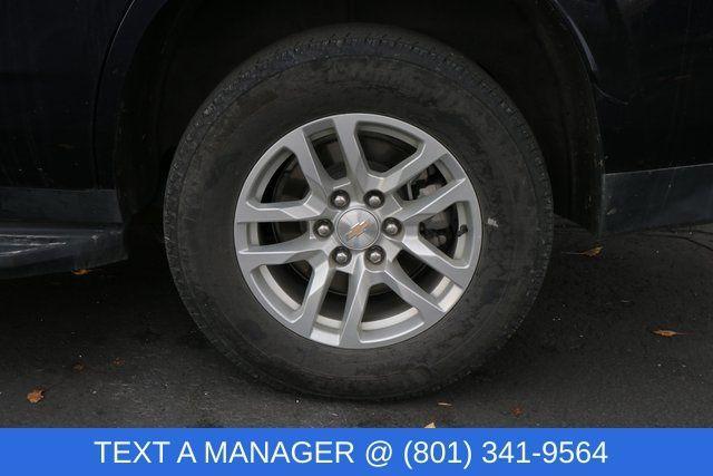 used 2024 Chevrolet Tahoe car, priced at $45,590