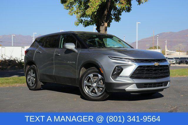 used 2025 Chevrolet Blazer car, priced at $26,490