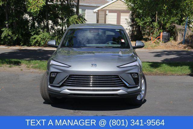 new 2025 Buick Envista car, priced at $25,695