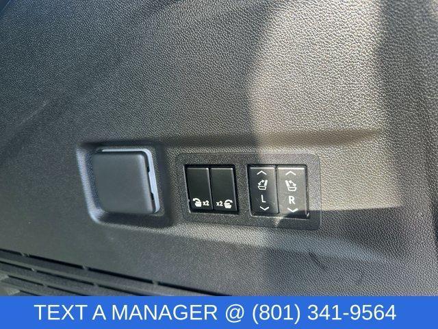 used 2022 GMC Yukon car, priced at $53,990