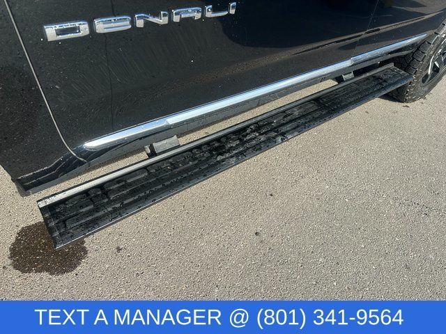 used 2022 GMC Yukon car, priced at $53,990