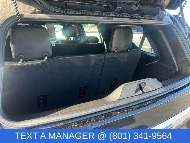 used 2022 GMC Yukon car, priced at $53,990