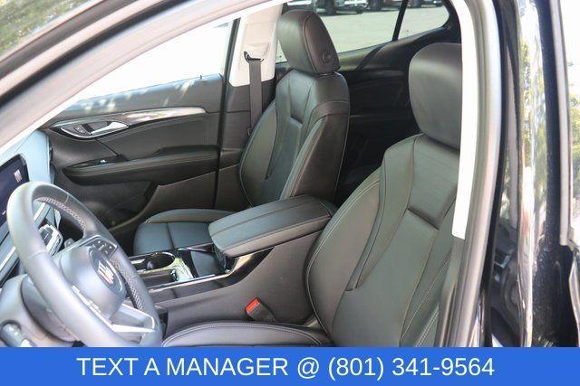 new 2025 Buick Envision car, priced at $36,134