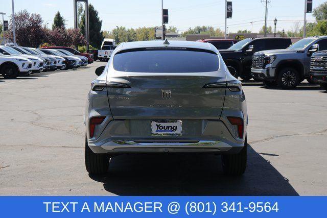 new 2025 Buick Envista car, priced at $29,961