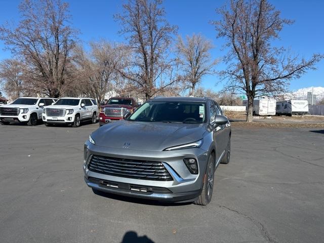 new 2025 Buick Envision car, priced at $33,586