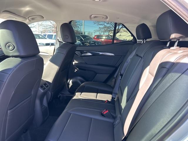 new 2025 Buick Envision car, priced at $33,586