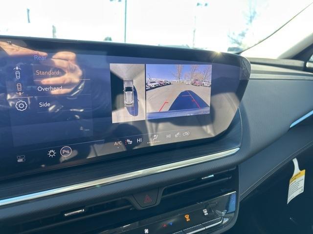 new 2025 Buick Envision car, priced at $33,586