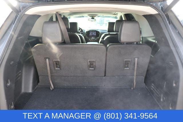 used 2021 Chevrolet Traverse car, priced at $25,390