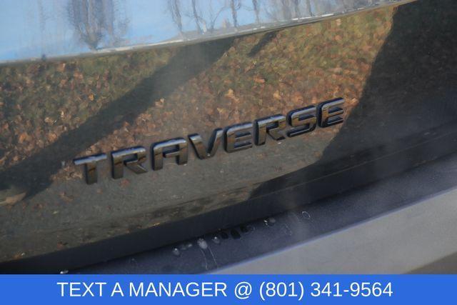 used 2021 Chevrolet Traverse car, priced at $25,390