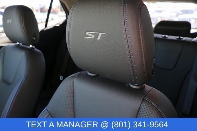 new 2026 Buick Encore GX car, priced at $34,331