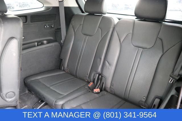 used 2023 Kia Sorento car, priced at $30,990