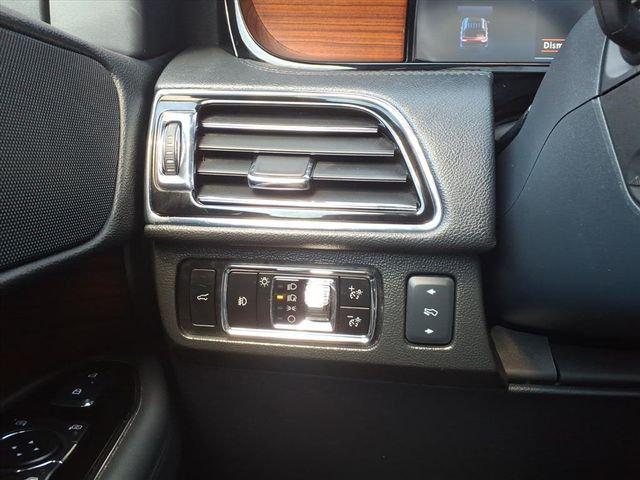 used 2024 Lincoln Navigator car, priced at $54,452