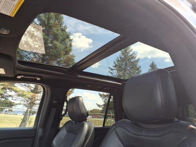 used 2024 Lincoln Navigator car, priced at $54,452