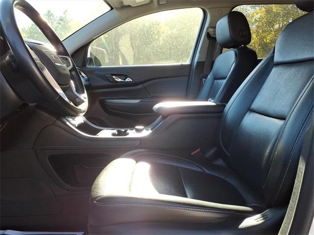 used 2023 GMC Acadia car, priced at $25,009