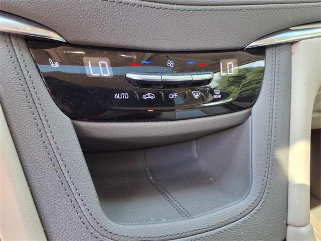 used 2020 Cadillac XT5 car, priced at $16,142