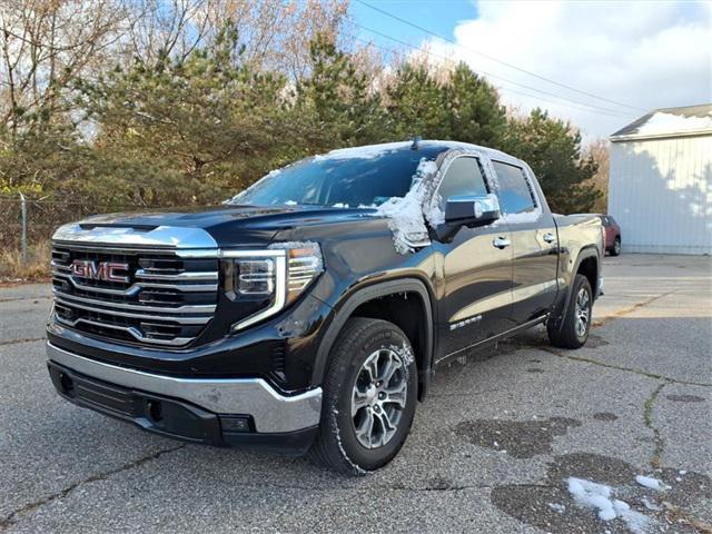 used 2025 GMC Sierra 1500 car, priced at $47,024