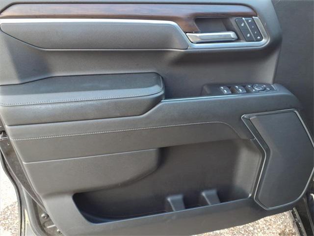 used 2025 GMC Sierra 1500 car, priced at $47,024