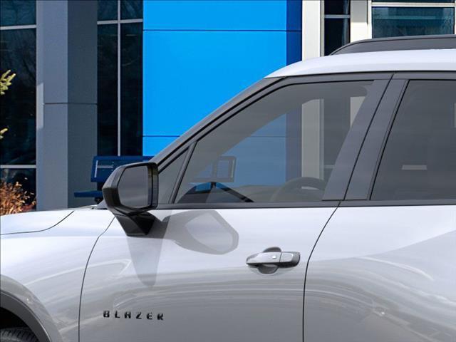 new 2025 Chevrolet Blazer car, priced at $38,505