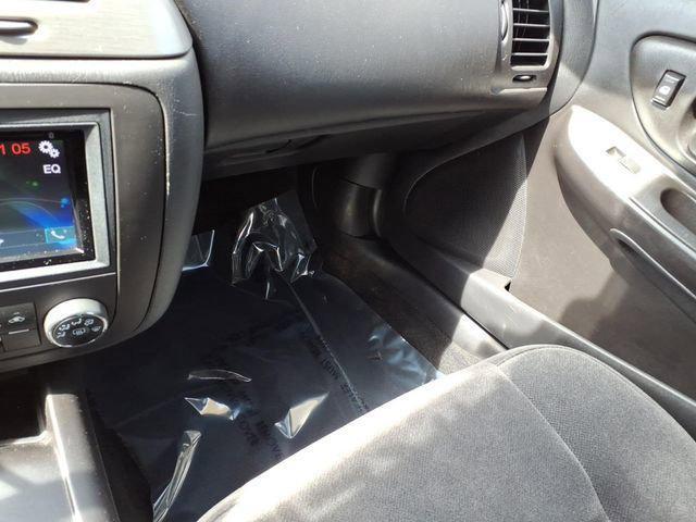 used 2006 Chevrolet Monte Carlo car, priced at $9,507
