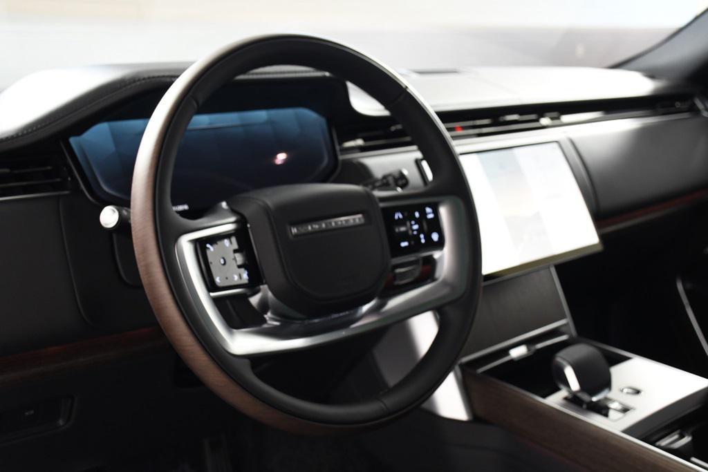 new 2025 Land Rover Range Rover car, priced at $156,935